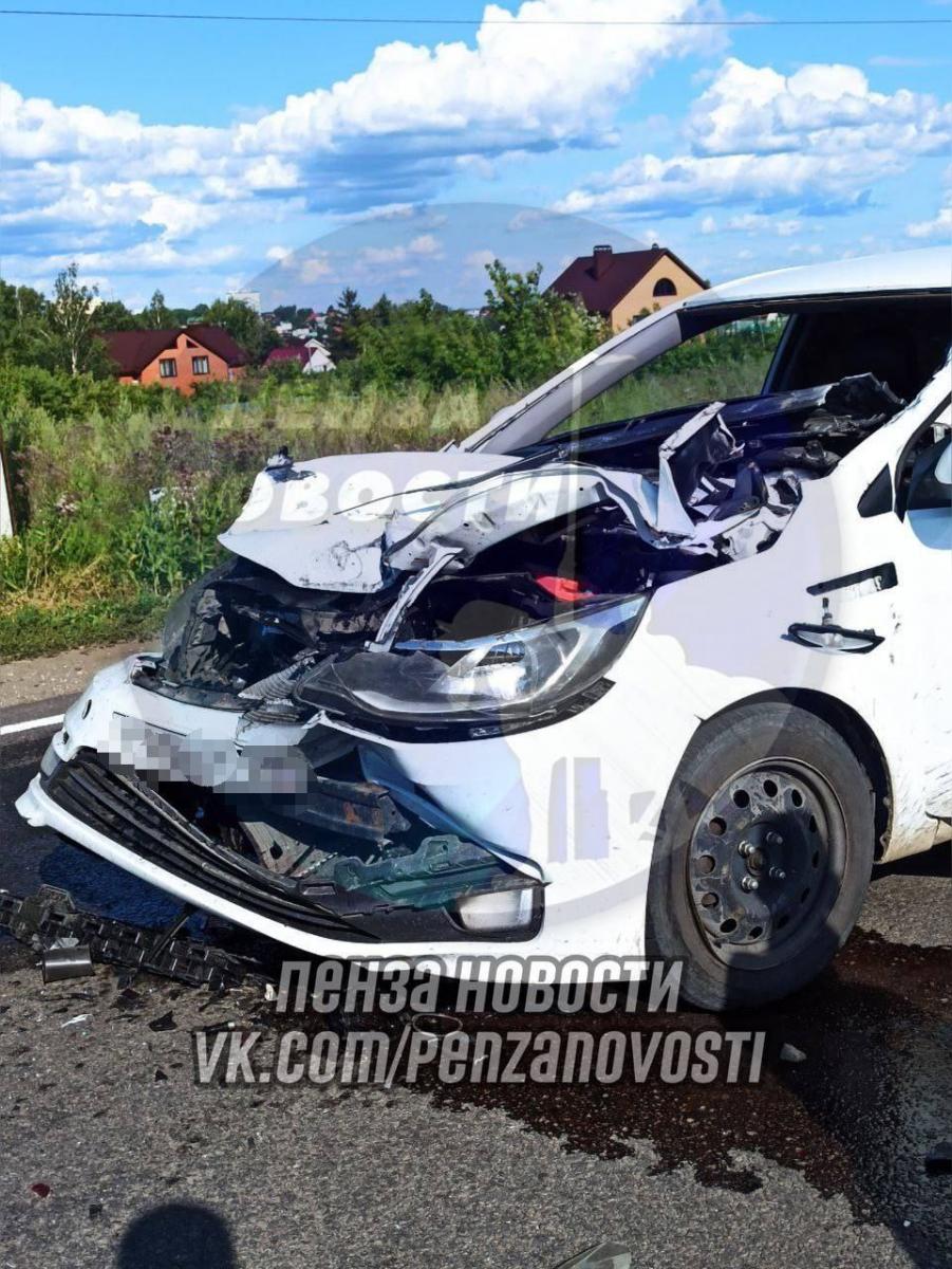 Приклей свою фотографию и расскажи о себе